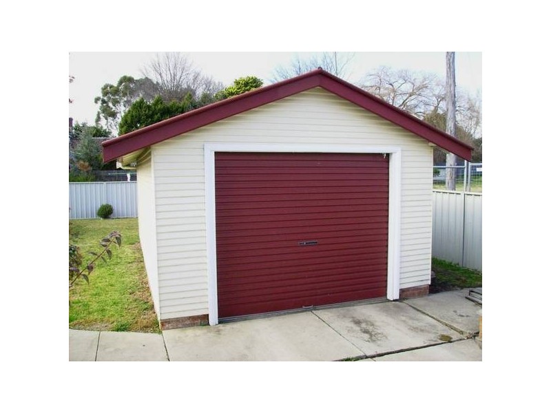138A Barney Street, Armidale NSW 2350