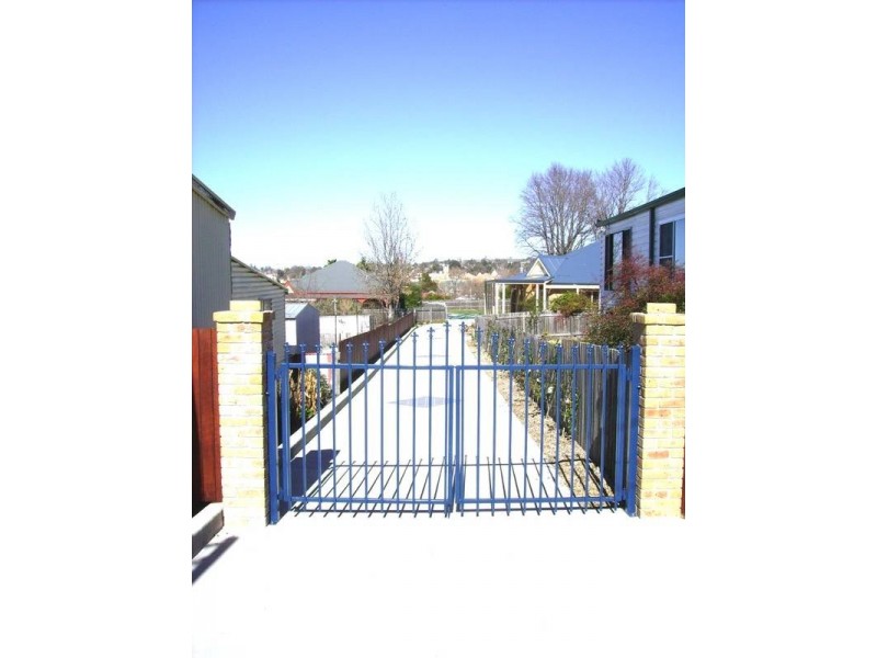 106B Donnelly Street, Armidale NSW 2350