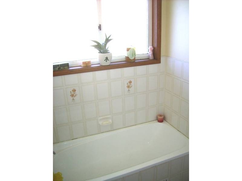 6 Centennial Close, Armidale NSW 2350