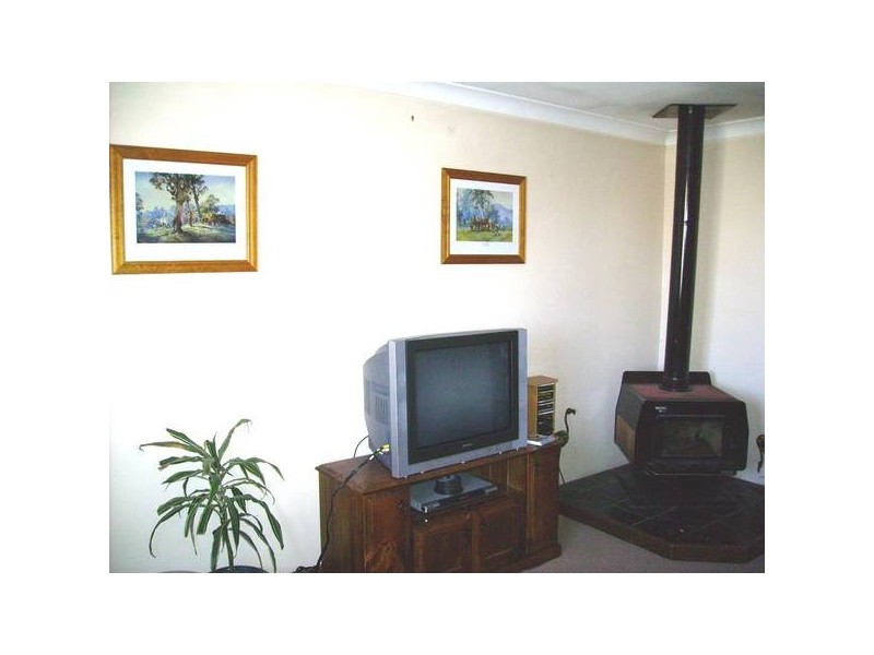 6 Centennial Close, Armidale NSW 2350