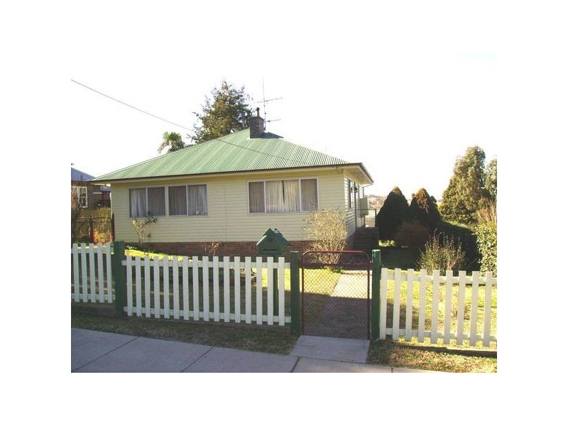 29 Faulkner Street, Armidale NSW 2350