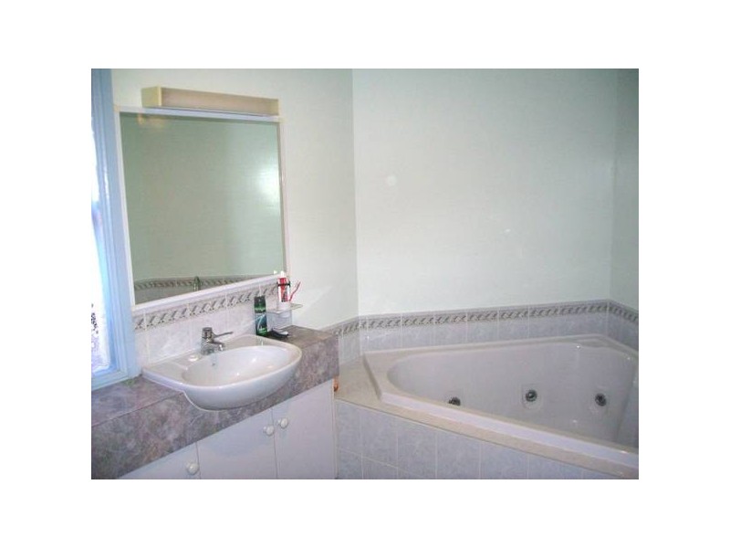 Merino Terrace, Armidale NSW 2350