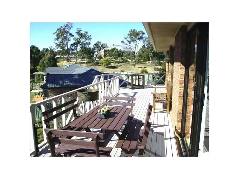 Merino Terrace, Armidale NSW 2350