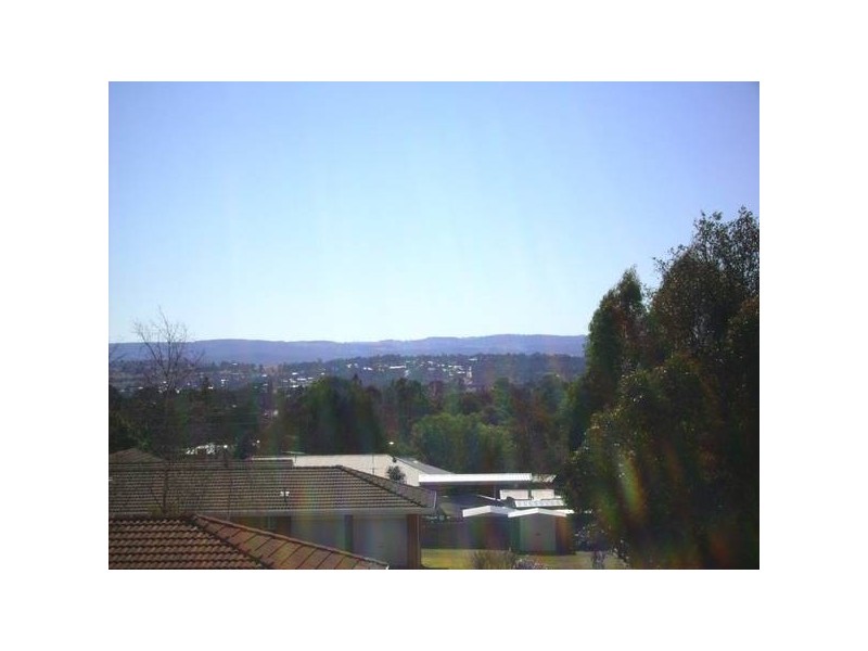 Merino Terrace, Armidale NSW 2350