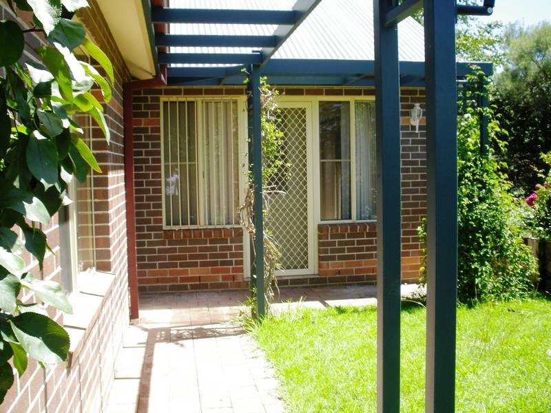 7B FIONA PLACE, Armidale NSW 2350