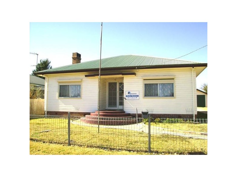 191 Chapel Street, Armidale NSW 2350