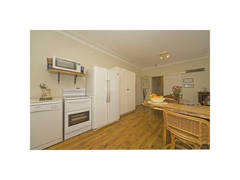 Erskine Street, Armidale NSW 2350