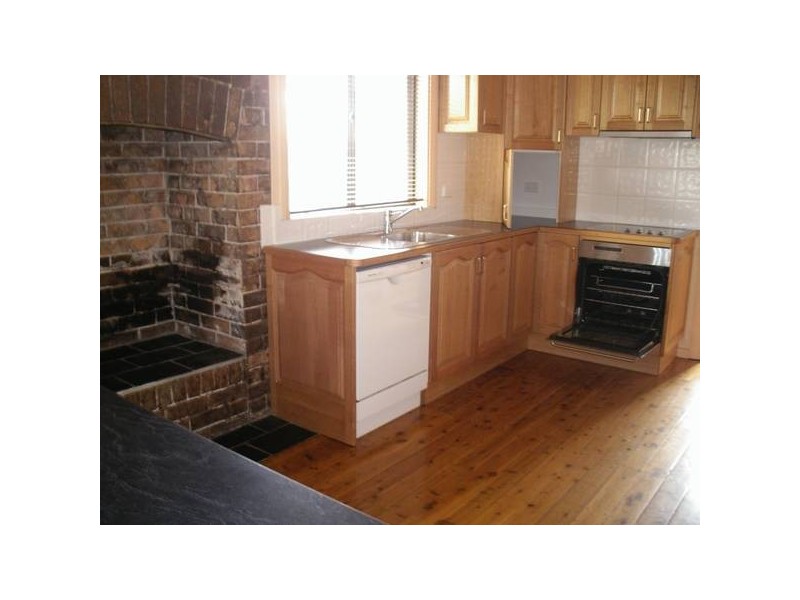 Allingham Street, Armidale NSW 2350