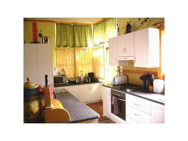 9 Merinda Place, Armidale NSW 2350