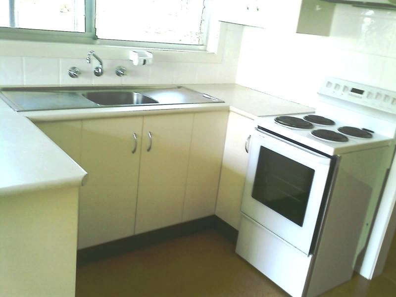 12 JAMES AVENUE, Armidale NSW 2350