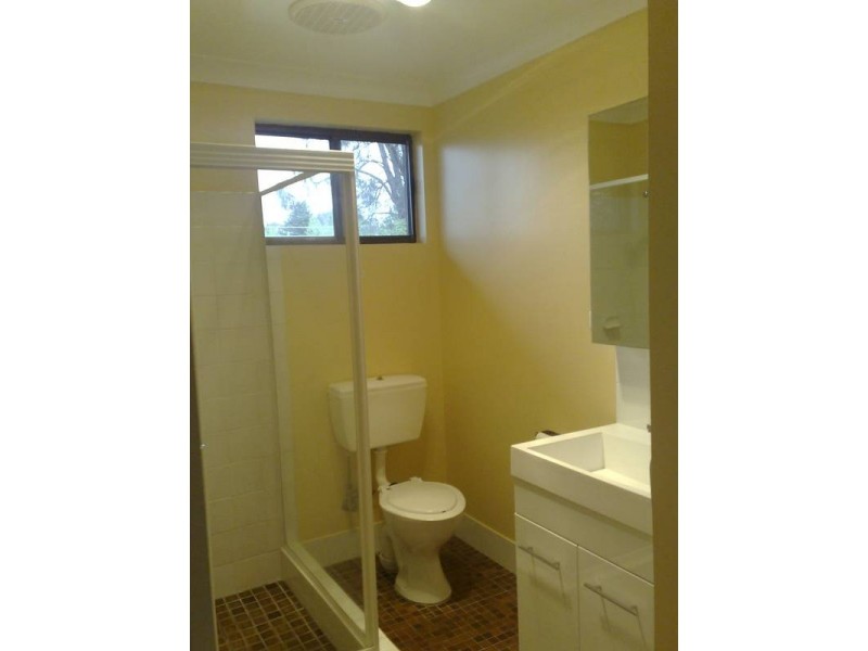 2/38 CHESTNUT AVENUE, Armidale NSW 2350