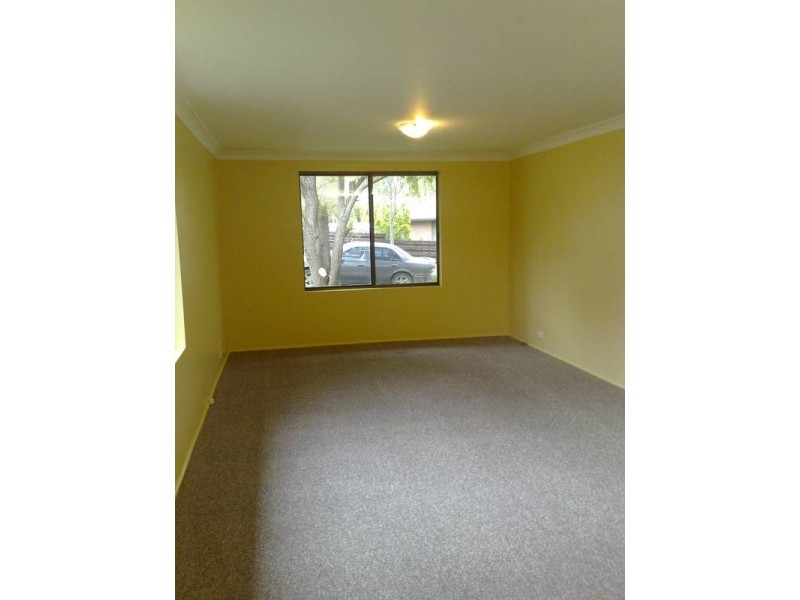 2/38 CHESTNUT AVENUE, Armidale NSW 2350