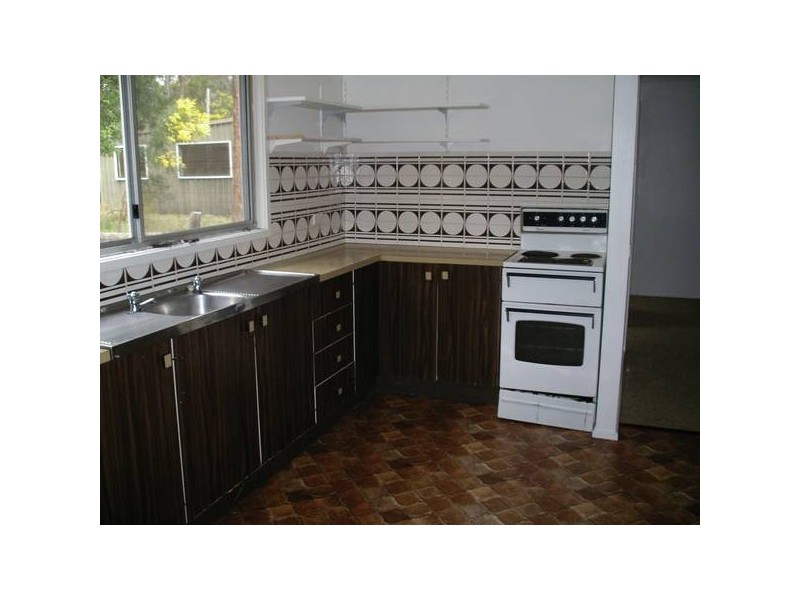 9 Adina Road, Invergowrie NSW 2350