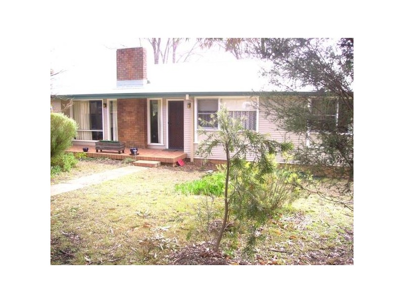 25 Hargrave Street, Armidale NSW 2350