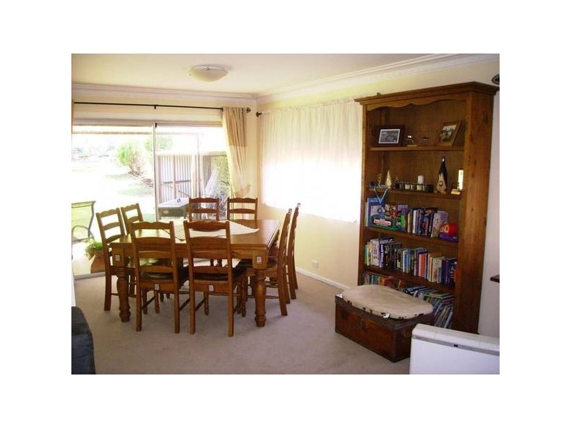19 Campion Parade, Armidale NSW 2350