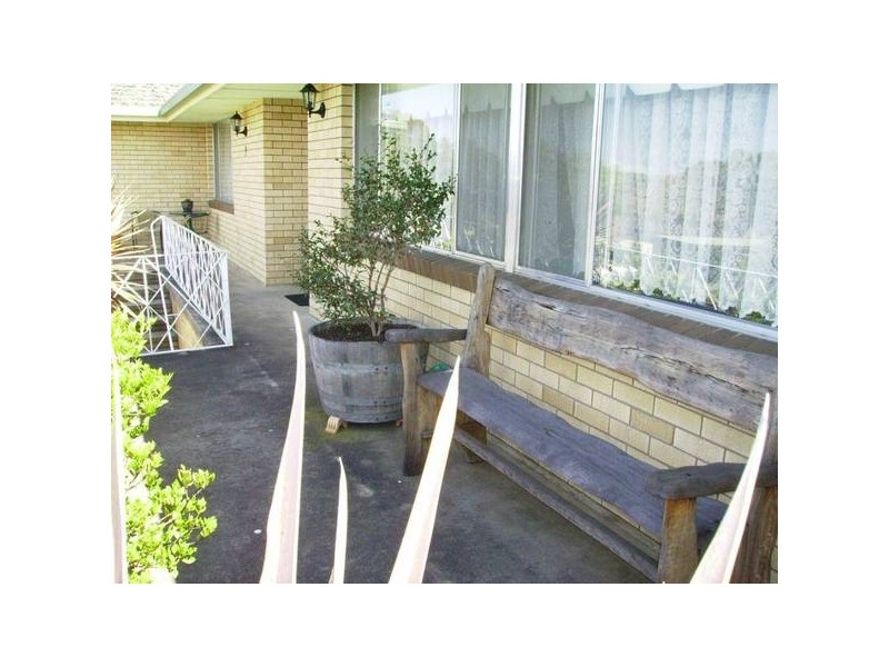 19 Campion Parade, Armidale NSW 2350