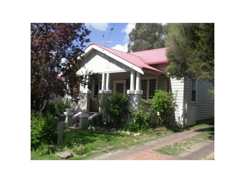 169 Allingham Street, Armidale NSW 2350