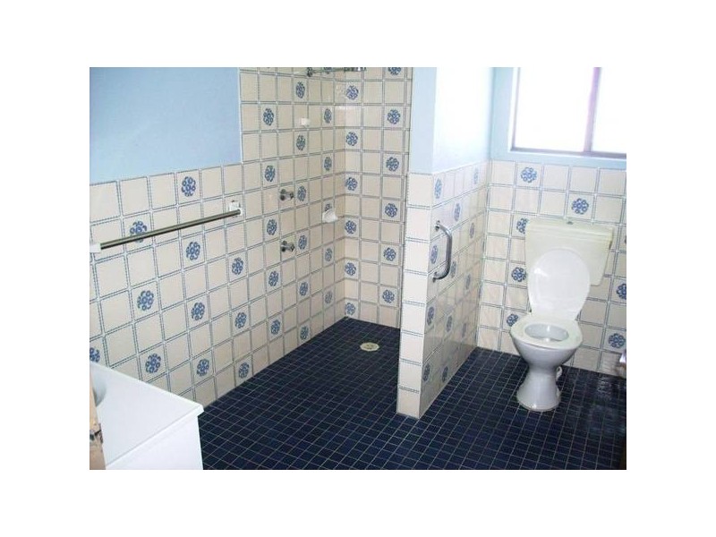 18 Crest Road, Armidale NSW 2350