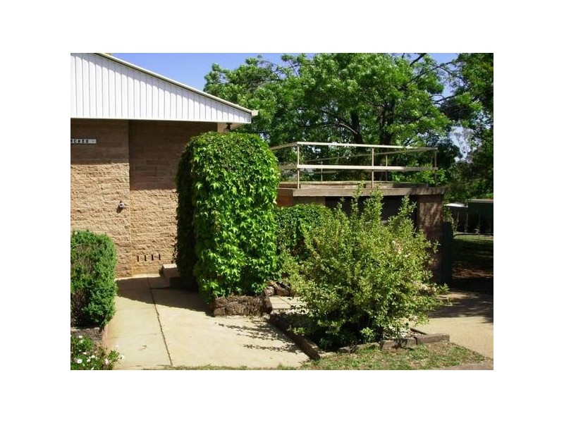 1 Lynches Road, Armidale NSW 2350