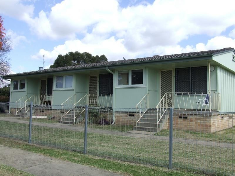 3/198 Canambe Street, Armidale NSW 2350