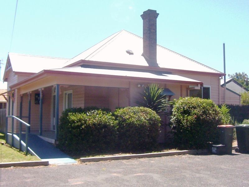 52 Niagara Street, Armidale NSW 2350
