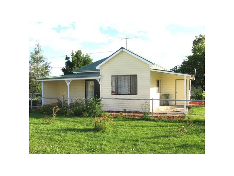 202 Sandon Street, Guyra NSW 2365