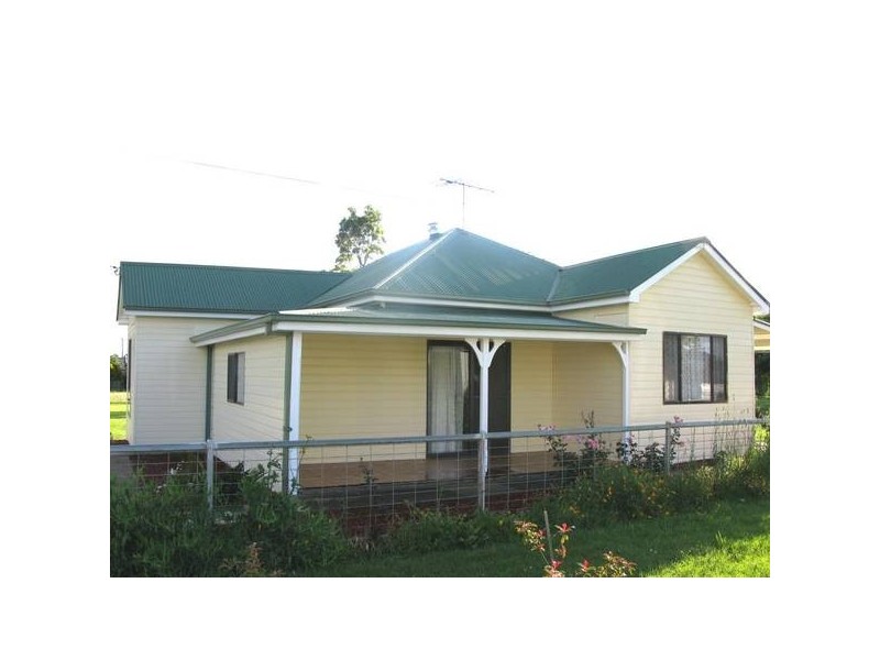 202 Sandon Street, Guyra NSW 2365