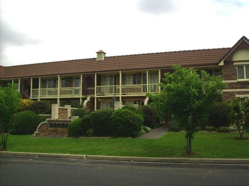 8/114-116 Mossman Street, Armidale NSW 2350