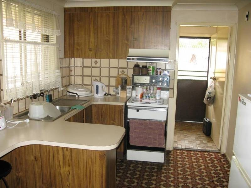 16 Kuranda Avenue, Armidale NSW 2350