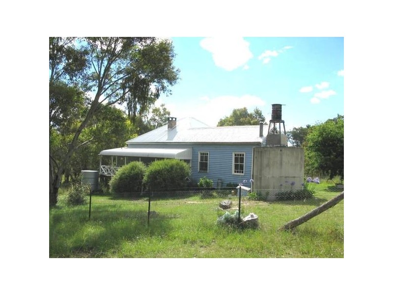 1624 Kingstown Road, Uralla NSW 2358