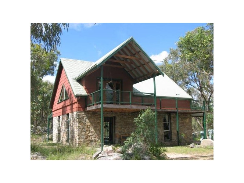 1666 Kingstown Road, Uralla NSW 2358