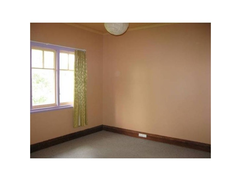 33A BROWN STREET, Armidale NSW 2350