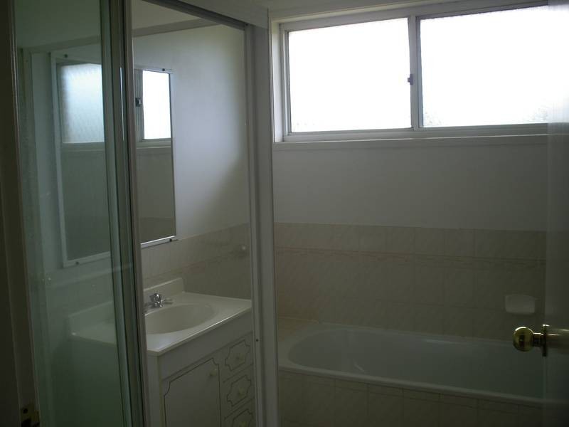 34 Verna Close, Armidale NSW 2350