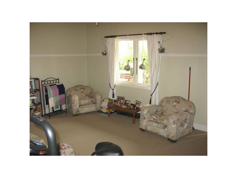 53 Waterfall Way, Armidale NSW 2350