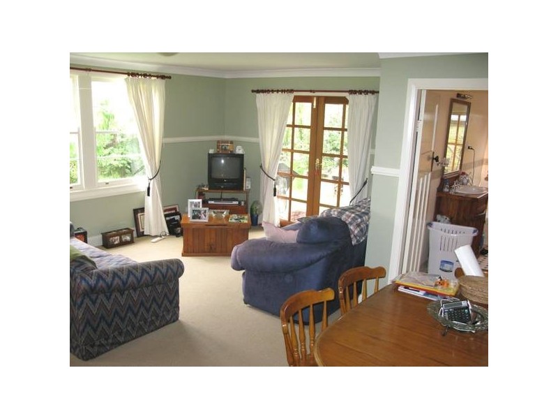 53 Waterfall Way, Armidale NSW 2350