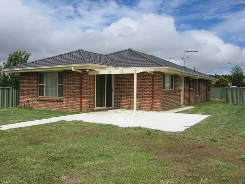 25 Alahna Drive, Armidale NSW 2350
