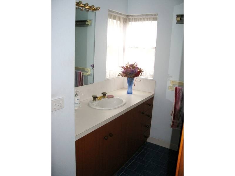 2/137 Brown Street, Armidale NSW 2350