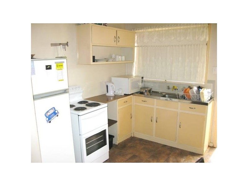 2 Simpson Avenue, Armidale NSW 2350