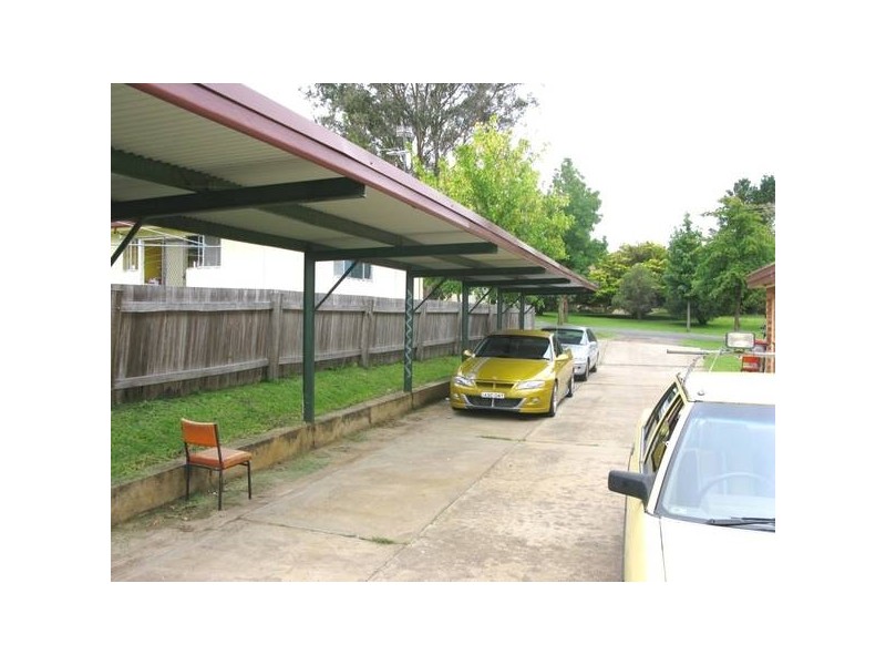 2 Simpson Avenue, Armidale NSW 2350