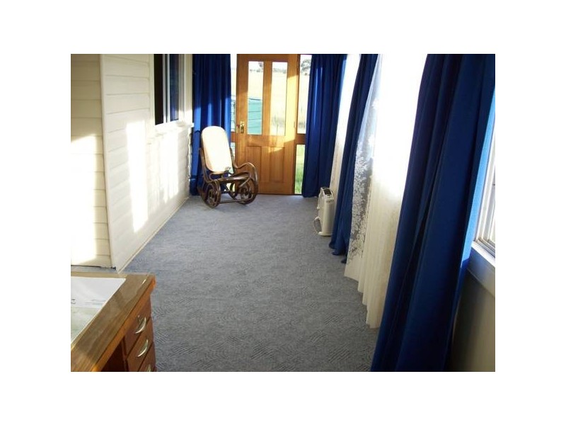 25 Townsend Road, Enmore NSW 2350