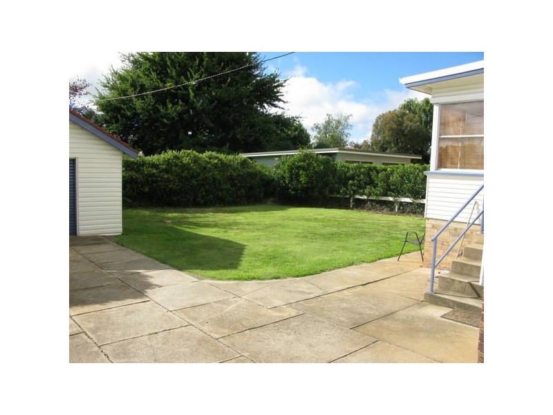 111 Butler Street, Armidale NSW 2350