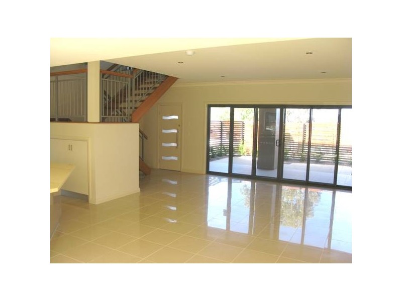 2 Illallangi Close, Armidale NSW 2350