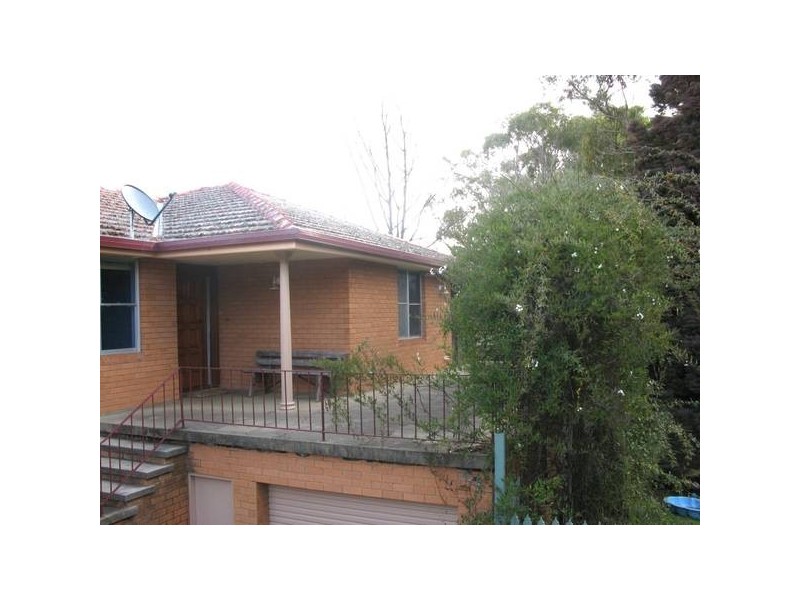 8 Proctor Street, Armidale NSW 2350