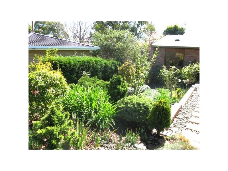 1/9 Sunset Avenue, Armidale NSW 2350