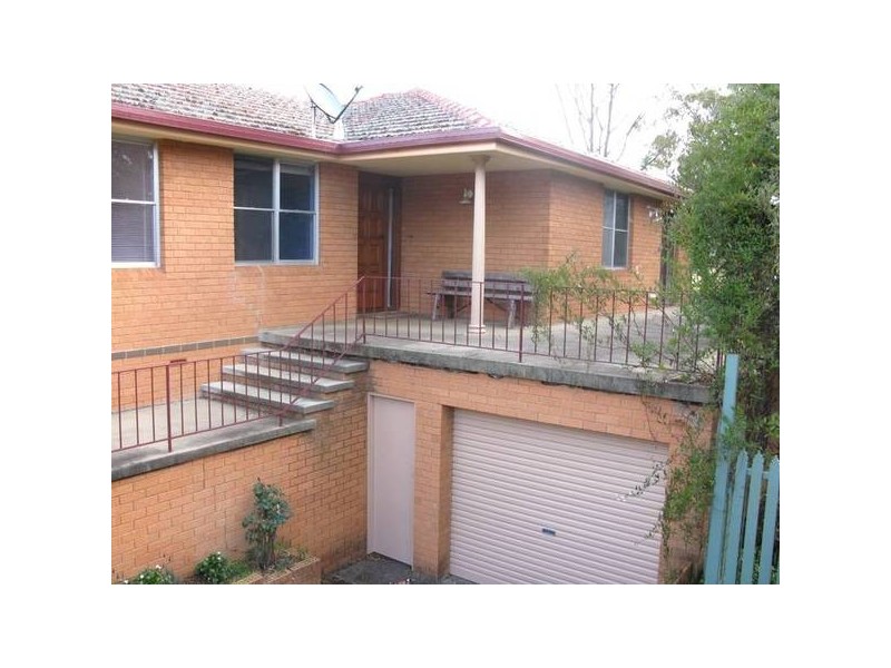 8 Proctor Street, Armidale NSW 2350