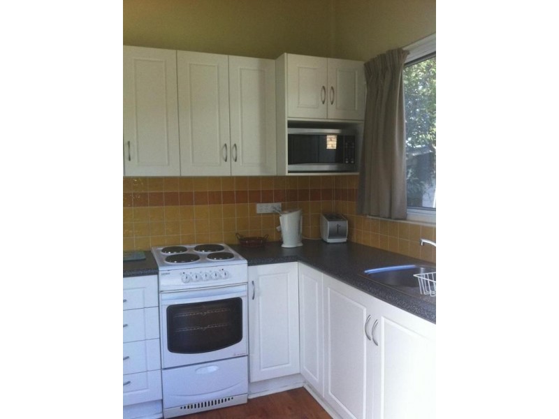 9A Merinda Place, Armidale NSW 2350