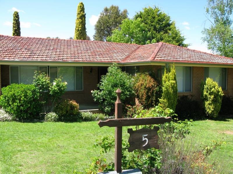 5 Marree Street, Armidale NSW 2350