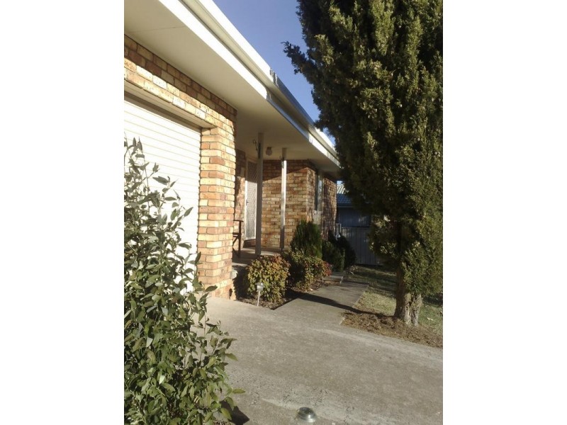 15 Verna Close, Armidale NSW 2350