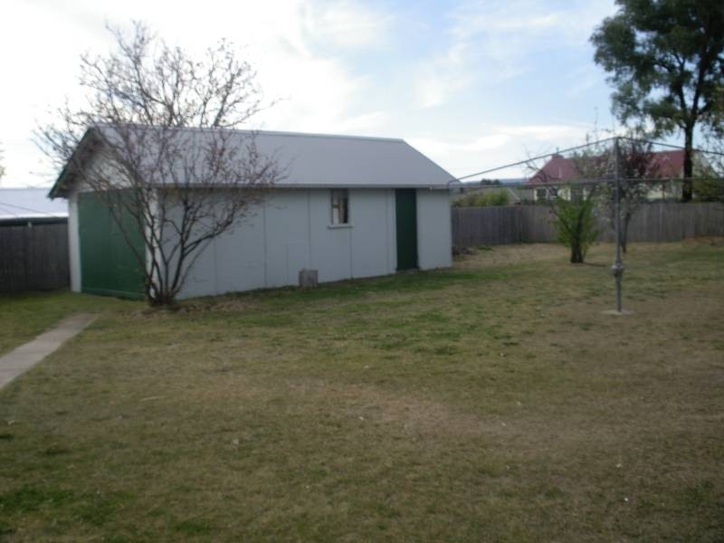 49 Mossman Street, Armidale NSW 2350