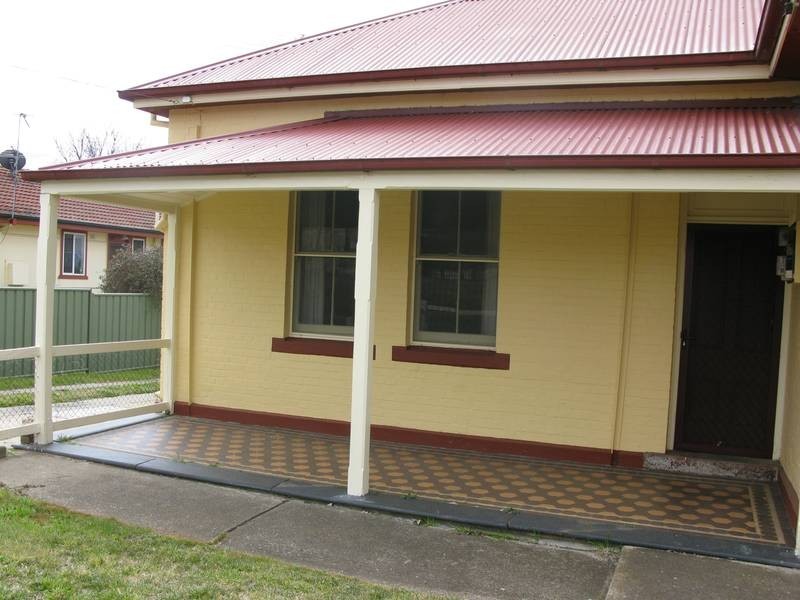 247 Brown Street, Armidale NSW 2350